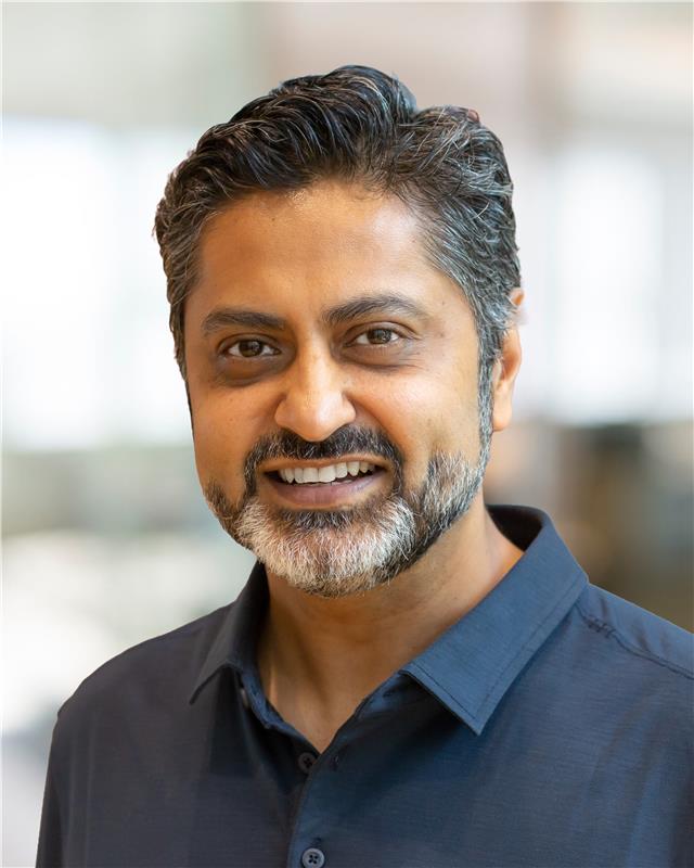 Portrait of Anirudh Thatavarty