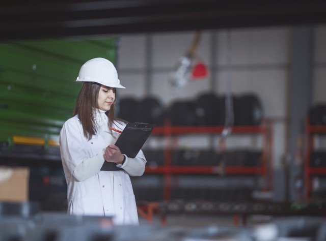 Automotive suppliers carry the risk but not the control